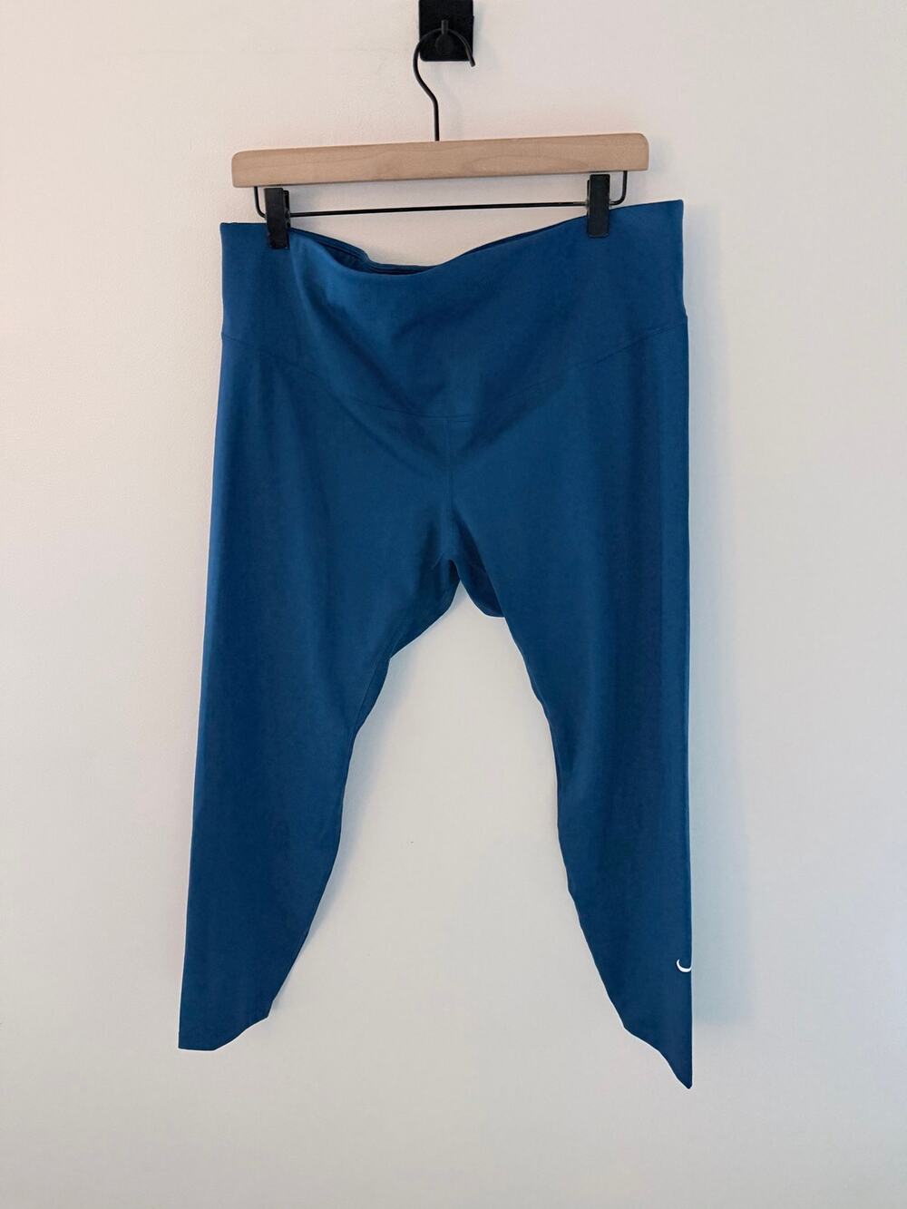 Nike Women’s Blue Athleisure DriFit Leggings-Size 1X
